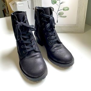 American Eagle Outfitters lug combat style boots